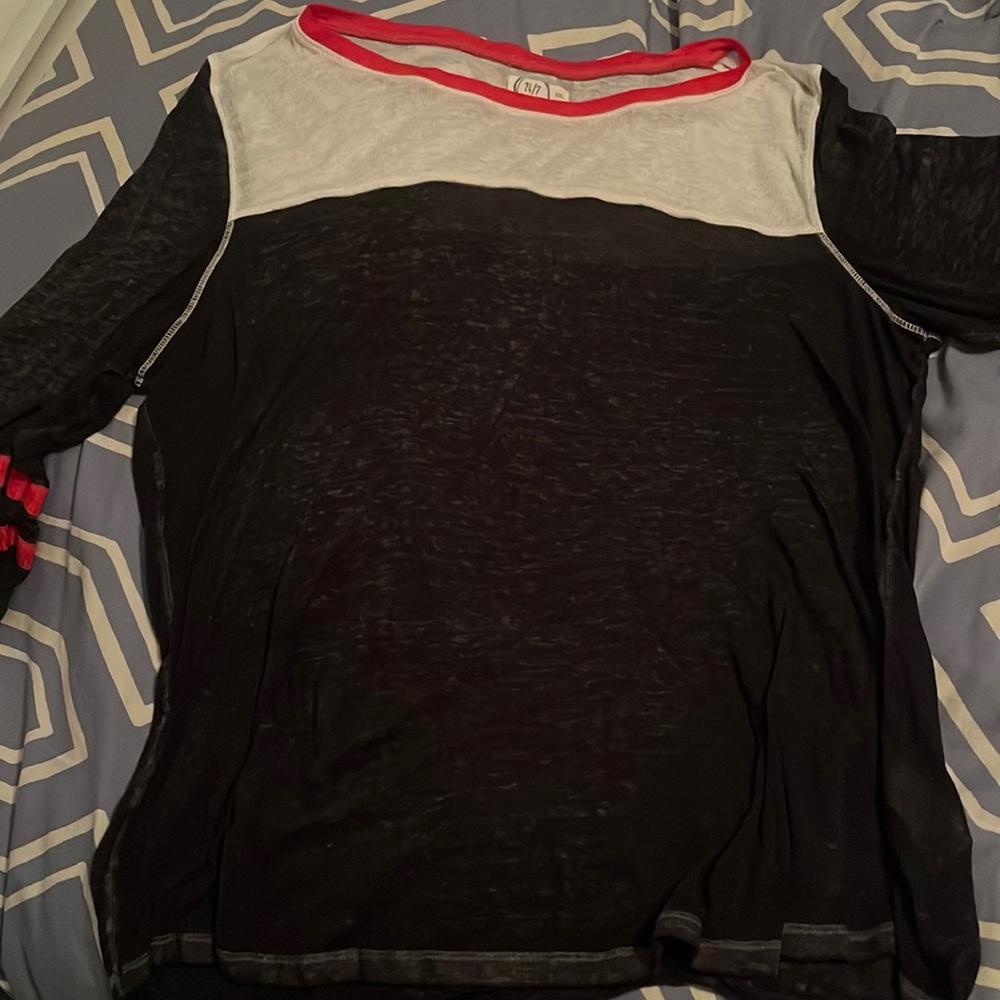 Lightweight t-shirt